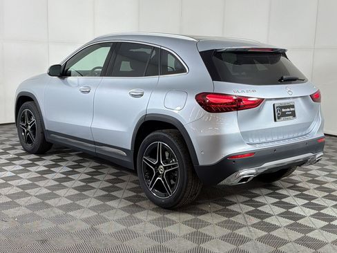 New 2026 Mercedes-Benz GLA 250 4MATIC image 3