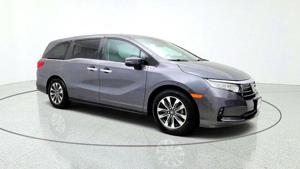 Used 2024 Honda Odyssey EX-L image 3