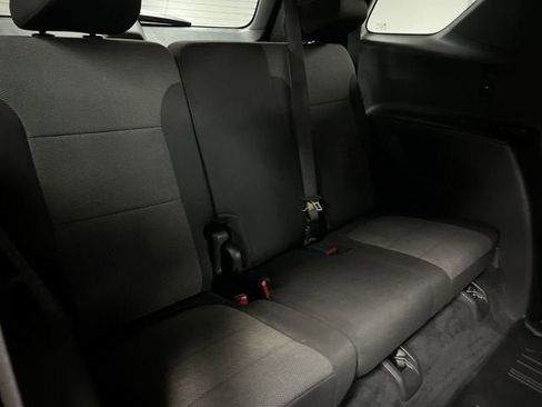 Certified 2023 Chevrolet Traverse LT FWD image 26