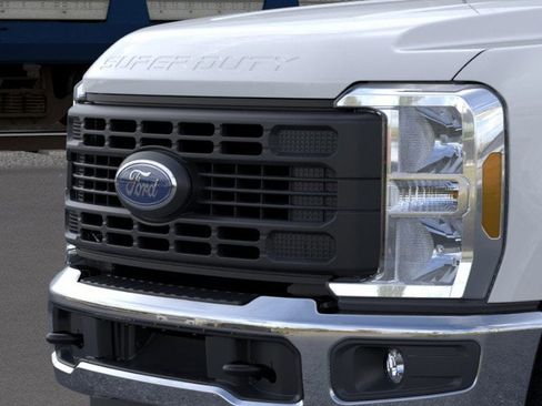New 2026 Ford F250 XL w/ XL Off-Road Package AWD/4WD image 17