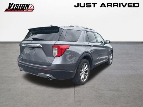 Used 2022 Ford Explorer Limited AWD/4WD image 5