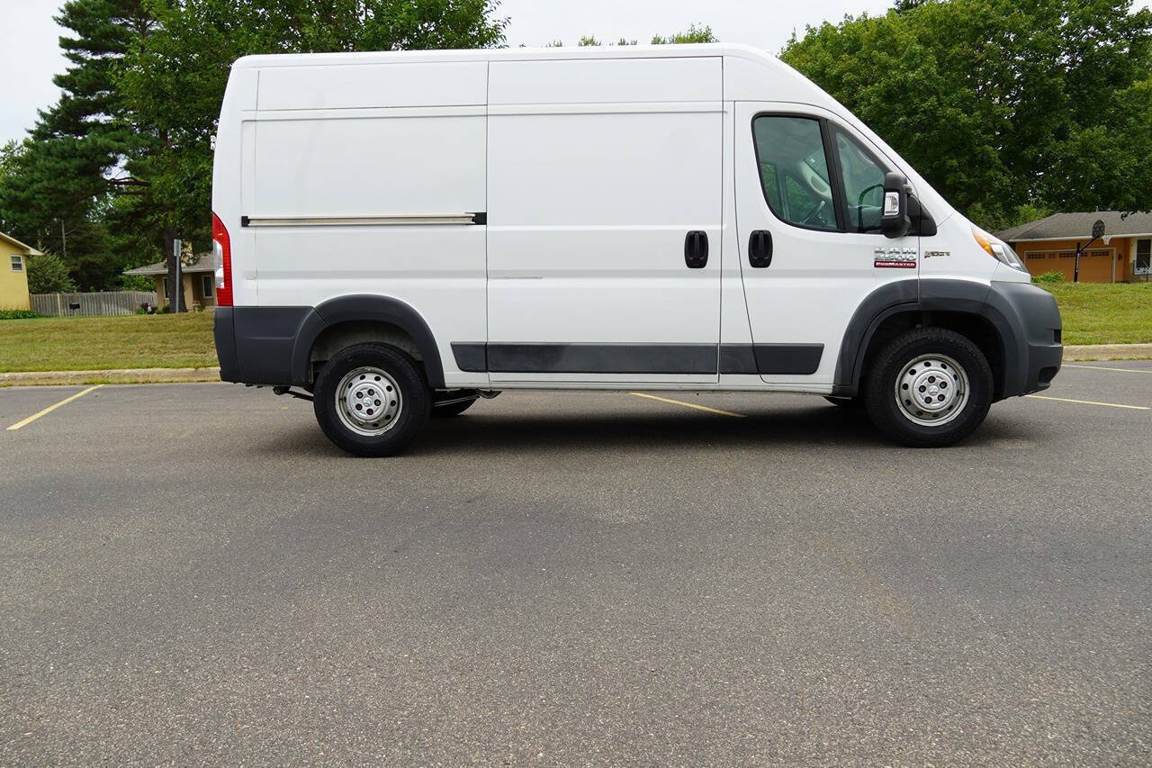 Used 2018 RAM ProMaster 2500 FWD image 5