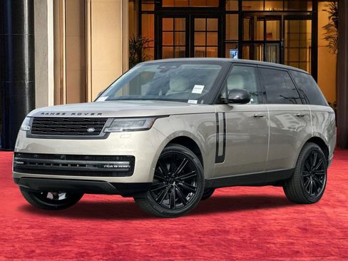 New 2026 Land Rover Range Rover SE image 2