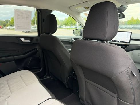 Used 2023 Ford Escape Active w/ Tech Pack #2 FWD image 32