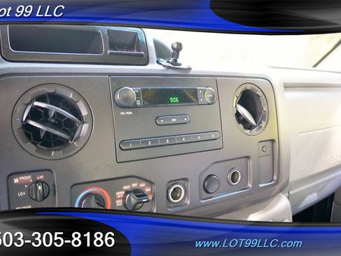 Used 2009 Ford E-350 and Econoline 350 Extended Super Duty image 20