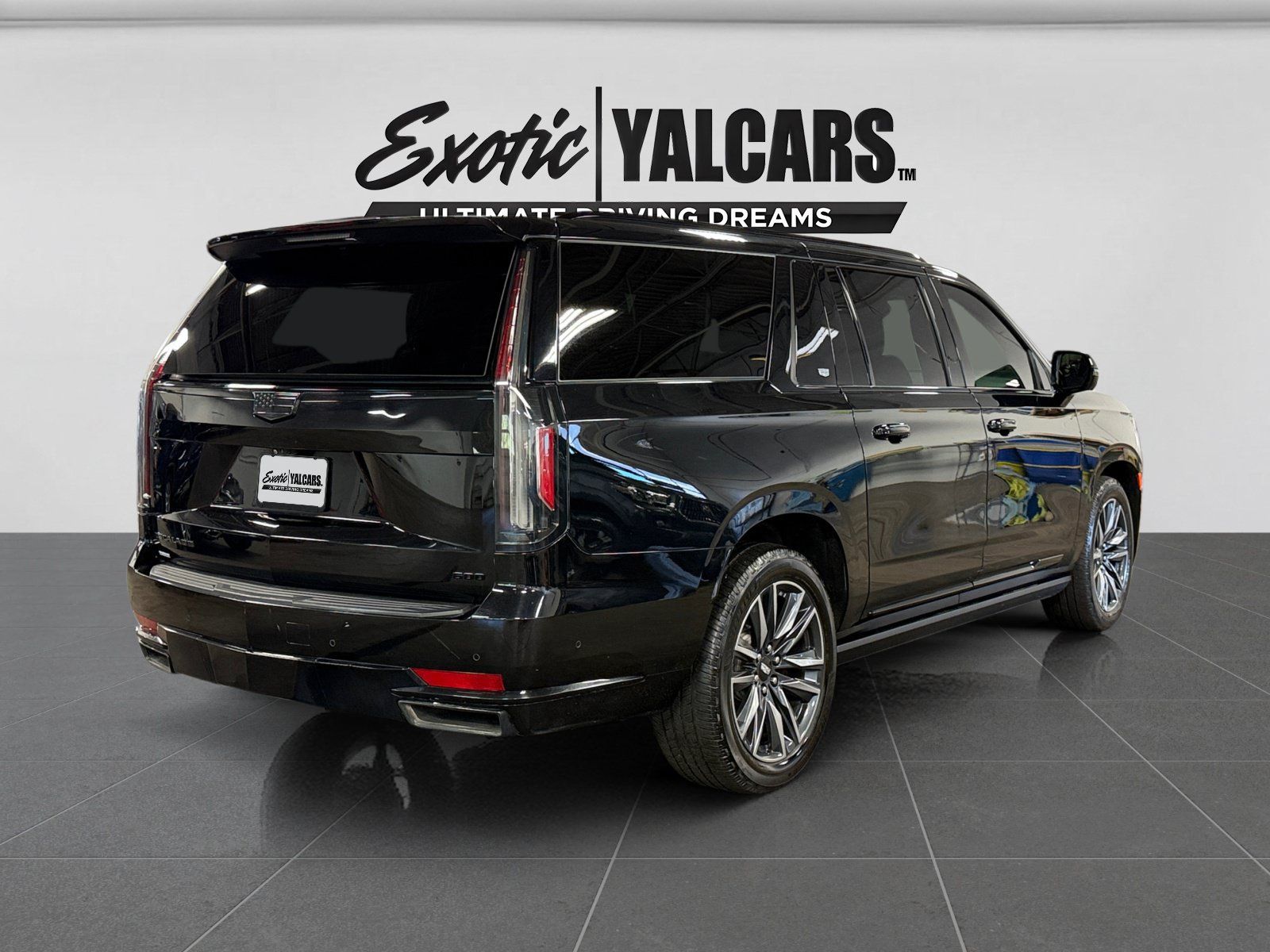 Used 2022 Cadillac Escalade ESV Sport Platinum w/ LPO, Floor Liner Package AWD/4WD image 5