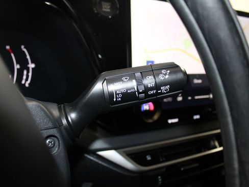 Used 2024 Lexus RX 350 Premium w/ Convenience Package image 40