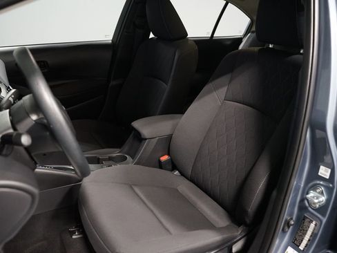 Used 2025 Toyota Corolla LE image 24