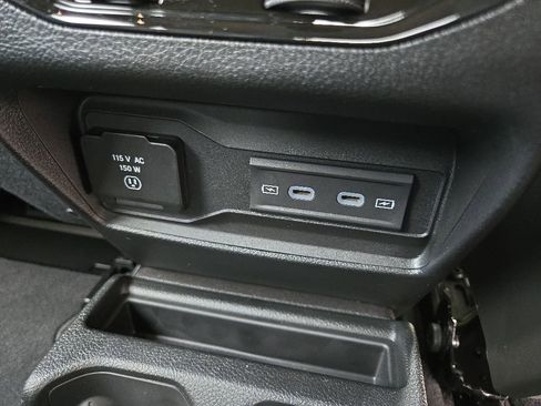 New 2026 Jeep Grand Cherokee L Limited w/ Limited Altitude Package AWD/4WD image 12