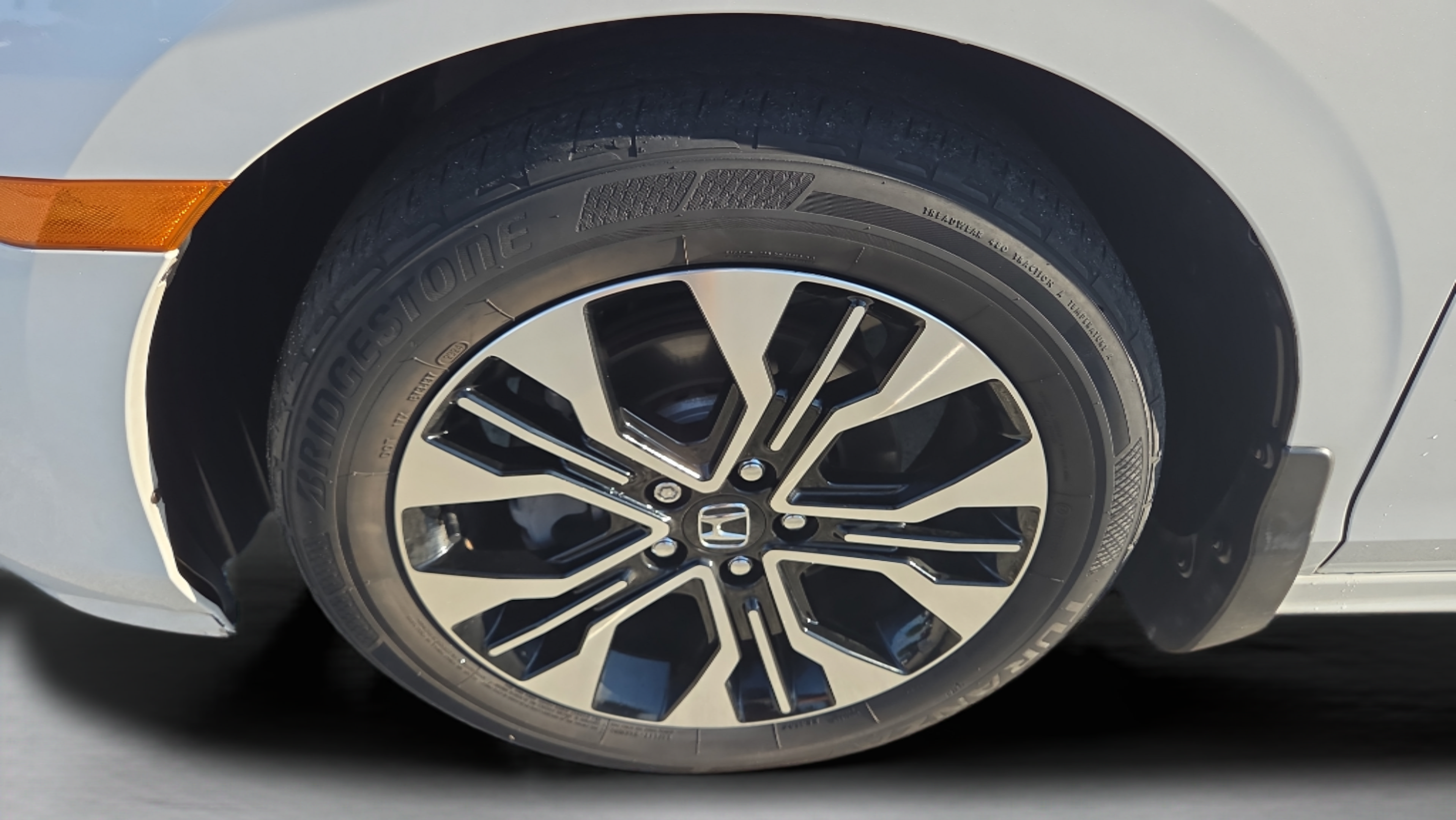 Certified 2025 Honda Odyssey Elite image 41