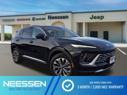 Used 2025 Buick Envision Preferred image 1