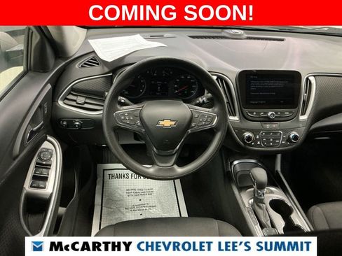 Used 2025 Chevrolet Malibu LT image 8