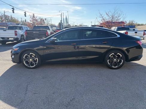 Used 2021 Chevrolet Malibu LT FWD image 3