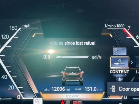 Used 2025 BMW X1 xDrive28i w/ Technology Package image 25