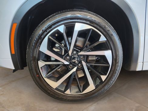 Used 2023 Mitsubishi Outlander SEL FWD image 30