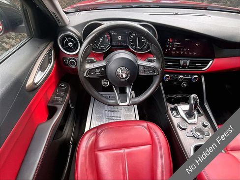 Used 2020 Alfa Romeo Giulia Ti w/ Nero Edizione AWD/4WD image 5