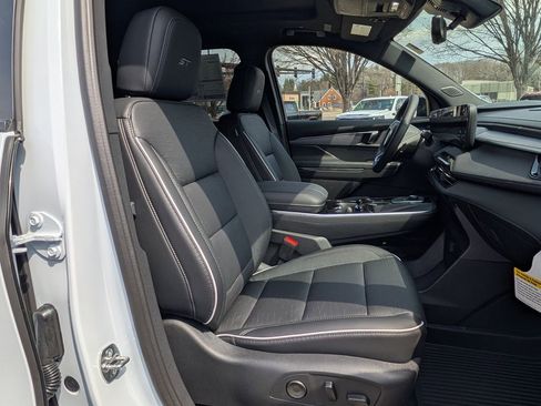 New 2026 Buick Enclave Sport Touring w/ Power Package image 22