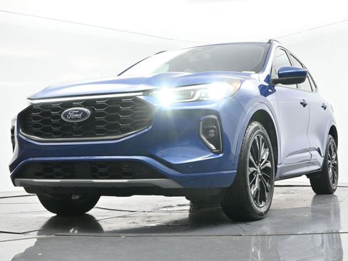 Used 2023 Ford Escape ST-Line Elite AWD/4WD image 44