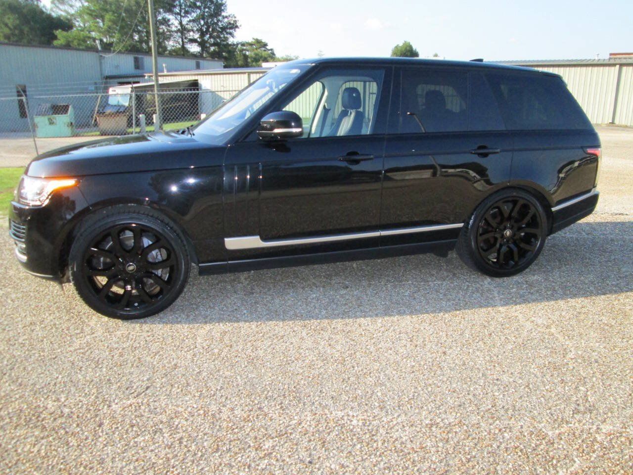 Used 2017 Land Rover Range Rover Supercharged AWD/4WD image 62