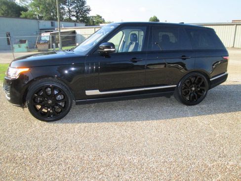 Used 2017 Land Rover Range Rover Supercharged AWD/4WD image 62