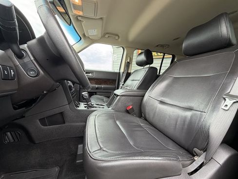 Used 2019 Ford Flex Limited AWD/4WD image 23