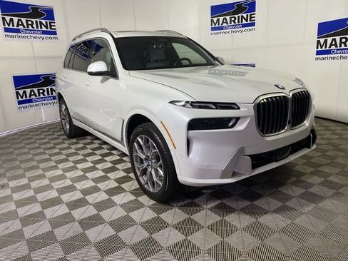 Used 2023 BMW X7 xDrive40i w/ Premium Package image 1