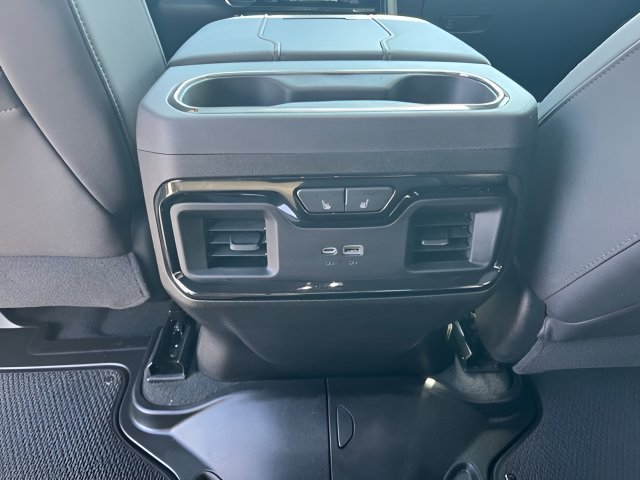 Certified 2024 GMC Sierra 2500 AT4 w/ AT4 Premium Plus Package AWD/4WD image 33