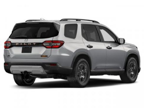New 2026 Honda Pilot TrailSport image 3