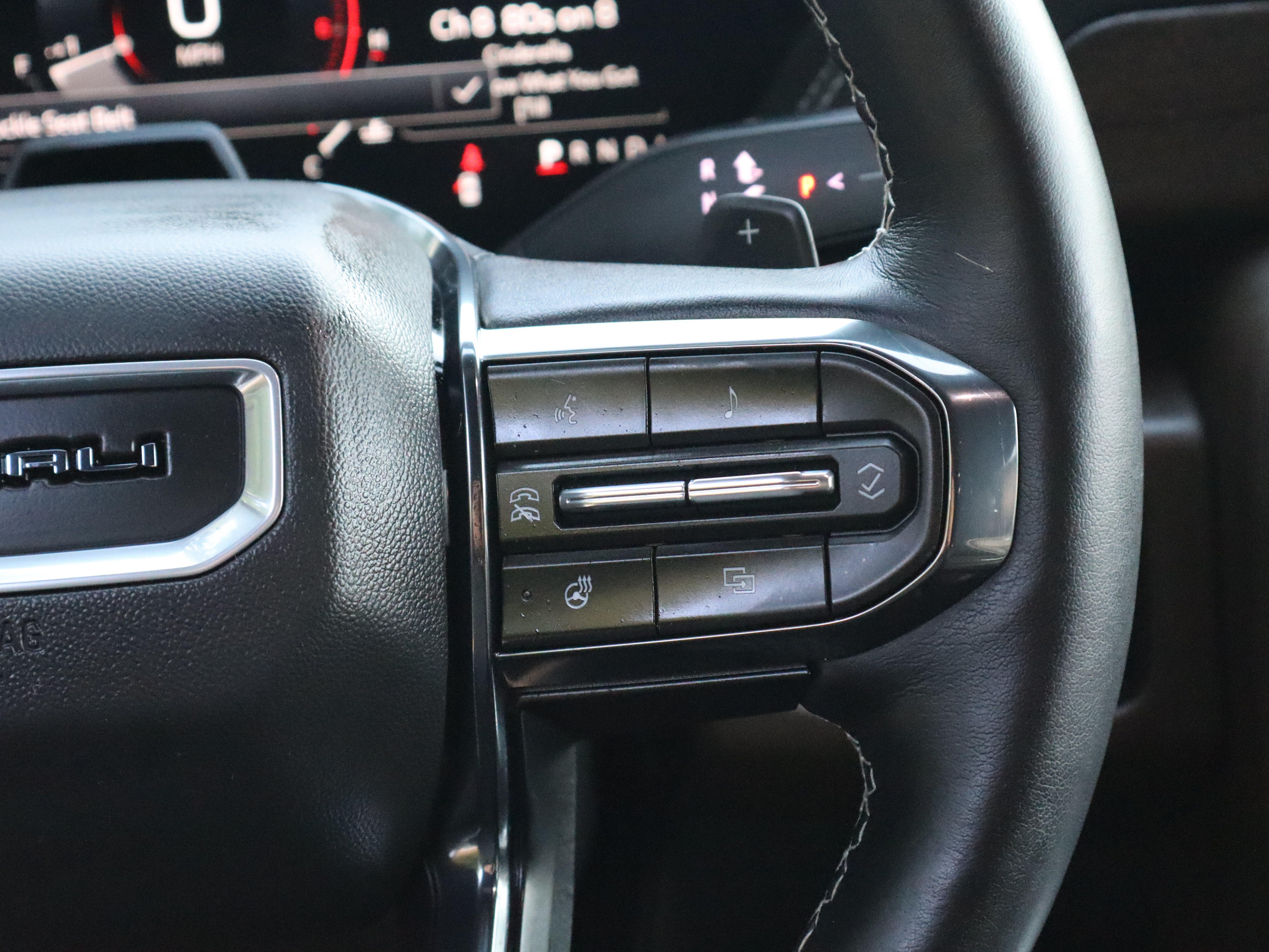Used 2026 GMC Yukon Denali Ultimate AWD/4WD image 36