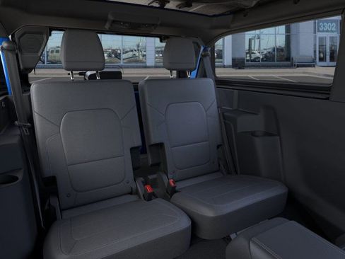 New 2025 Ford Bronco Badlands image 11