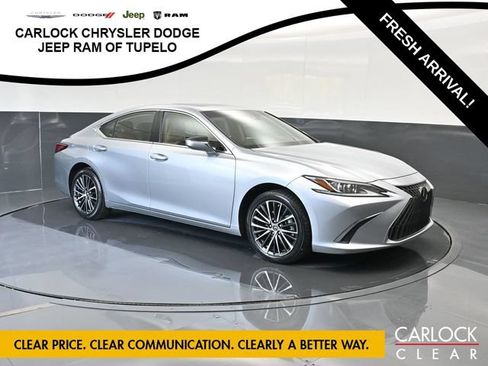 Used 2024 Lexus ES 250 w/ Premium Package AWD/4WD image 6