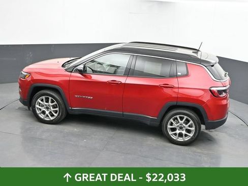 Used 2025 Jeep Compass Limited AWD/4WD image 42