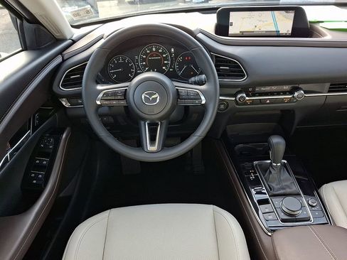 Used 2025 MAZDA CX-30 AWD 2.5 S w/ Premium Package image 12