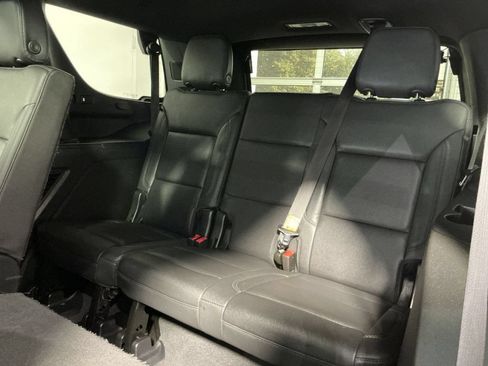 Used 2023 Chevrolet Tahoe Z71 w/ Luxury Package AWD/4WD image 25