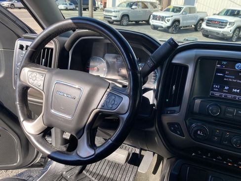 Used 2018 GMC Sierra 1500 Denali w/ Denali Ultimate Package AWD/4WD image 19