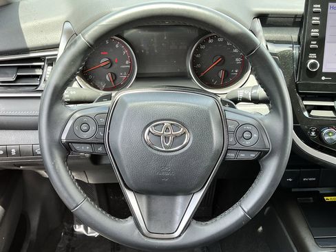 Used 2024 Toyota Camry XSE FWD image 11