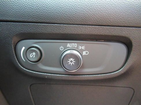 Used 2025 Buick Encore GX Sport Touring w/ Experience Buick Package FWD image 23