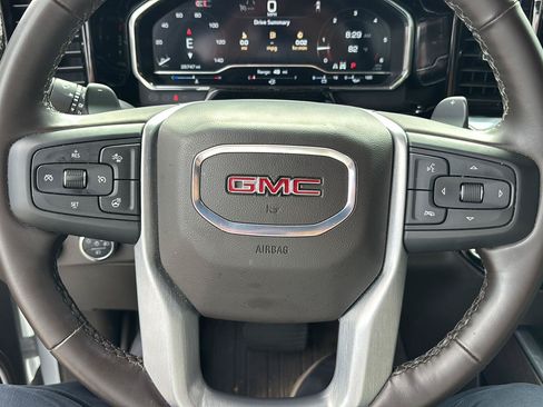 Used 2025 GMC Sierra 1500 SLT w/ SLT Premium Plus Package AWD/4WD image 17