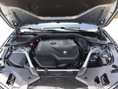 Used 2023 BMW 530i w/ Convenience Package RWD image 21