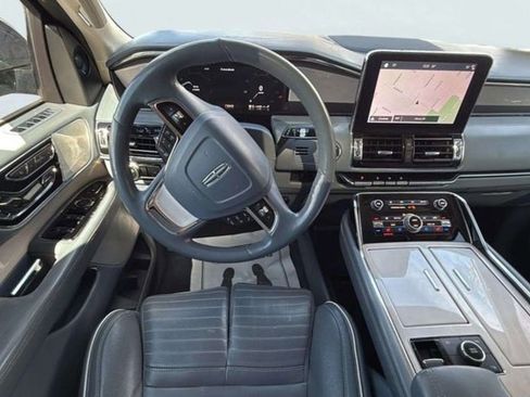Used 2019 Lincoln Navigator Black Label image 14