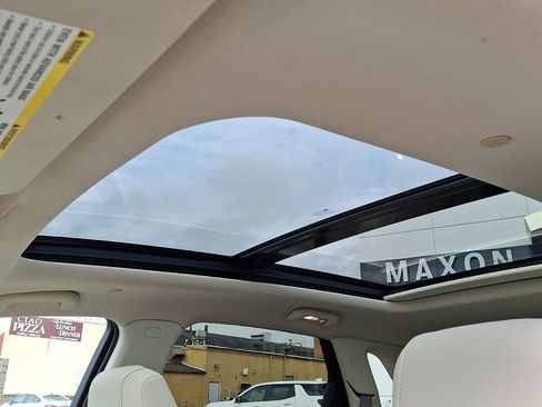 Used 2023 Cadillac XT5 Premium Luxury w/ Technology Package image 19