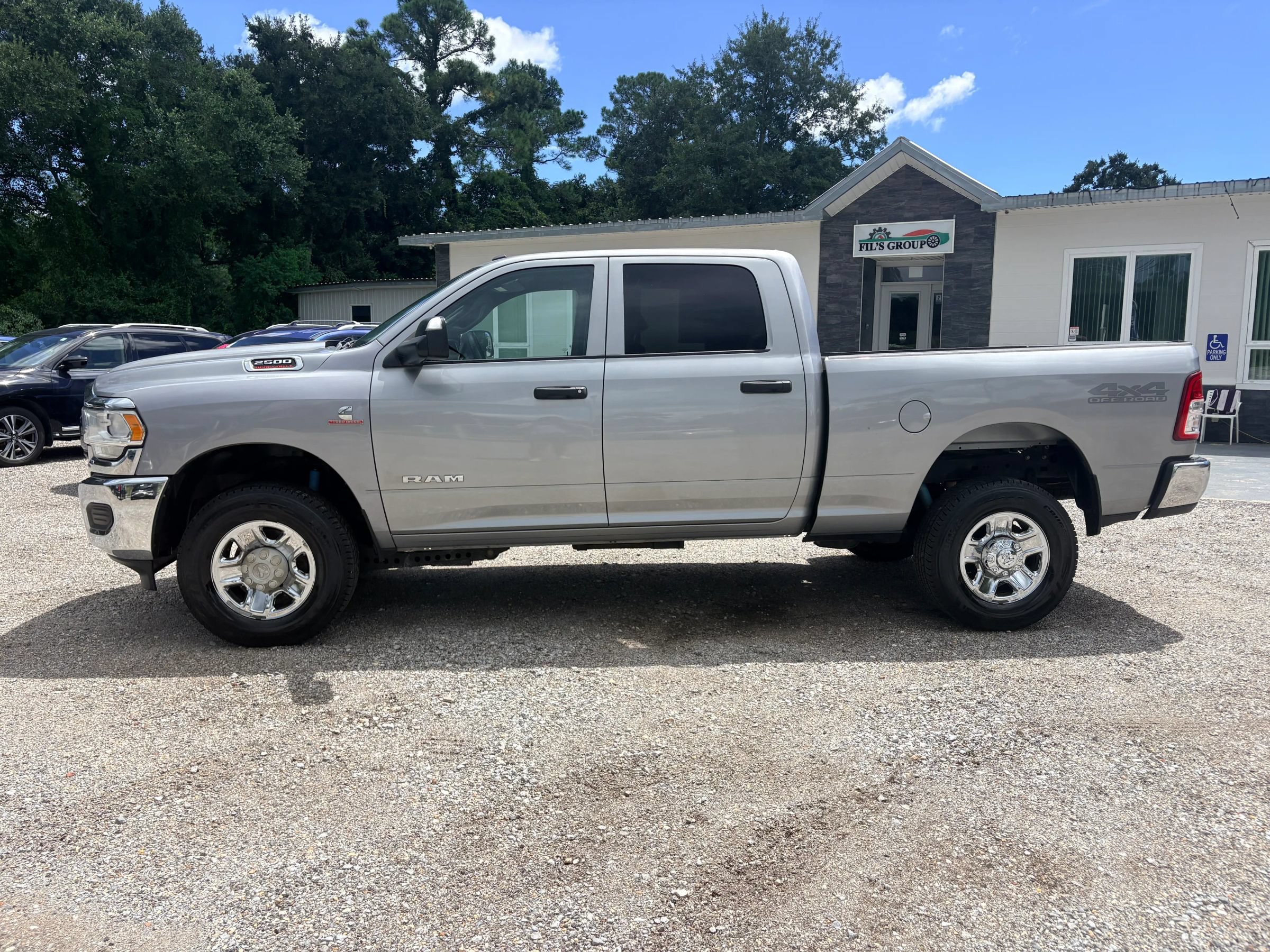 Used 2022 RAM 2500 Tradesman AWD/4WD image 2