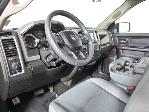 Used 2019 RAM 1500 Express w/ Express Value Package AWD/4WD image 22