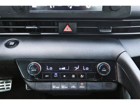 Certified 2025 Hyundai Elantra Sport FWD image 26