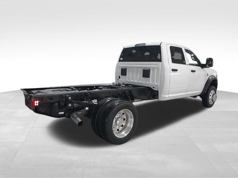 New 2026 RAM 4500 Tradesman w/ Chrome Appearance Group AWD/4WD image 8