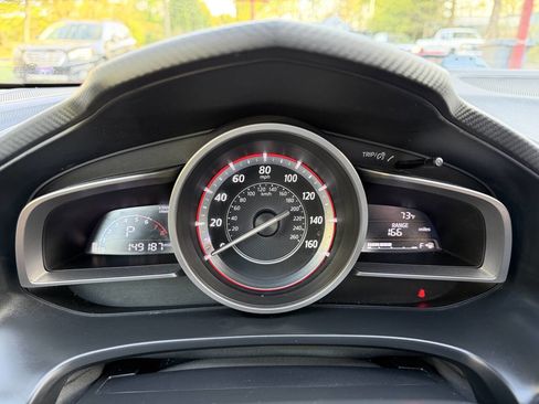 Used 2016 MAZDA MAZDA3 i Grand Touring FWD image 9
