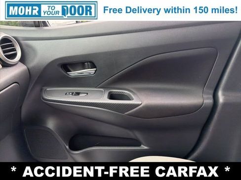 Used 2021 Nissan Versa SV FWD image 21