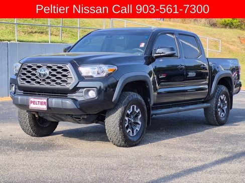 Used 2020 Toyota Tacoma TRD Off-Road w/ TRD Premium Off Road Package AWD/4WD image 3