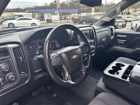 Used 2019 Chevrolet Silverado 1500 LT image 17
