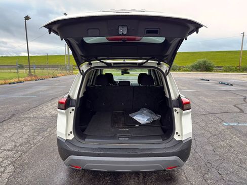 Used 2023 Nissan Rogue S AWD/4WD image 23